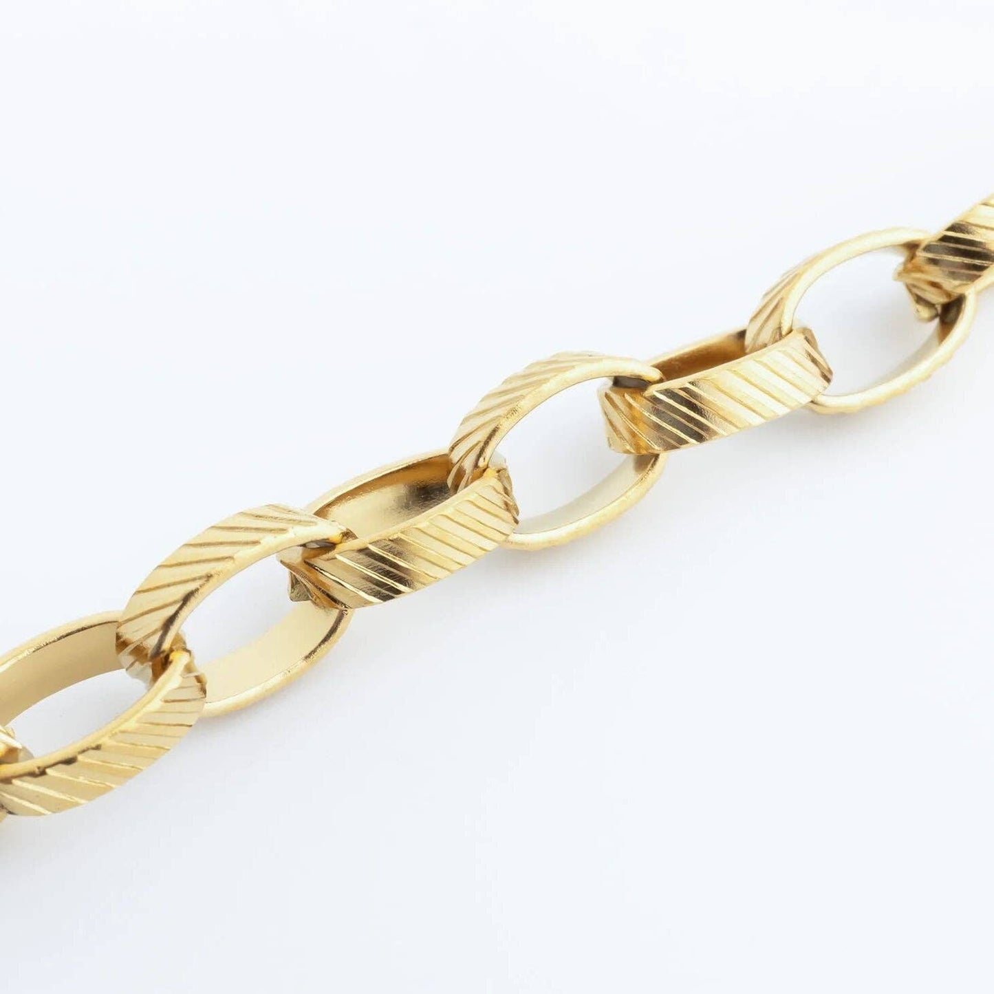 18K Gold PVD Stainless Steel Thick Oval Chain Bracelet